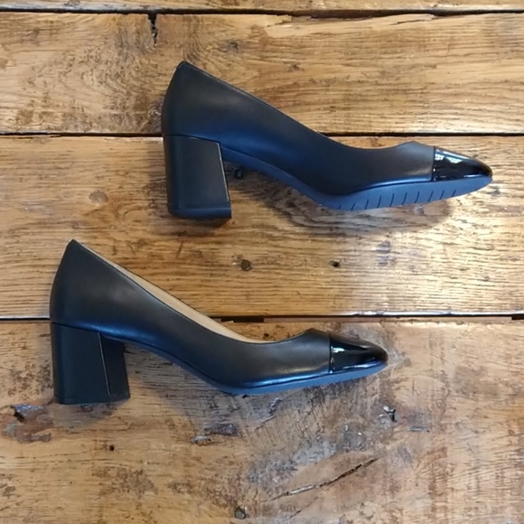 COPY - Cole Haan | Black Chunky Heels - Picture 3 of 4